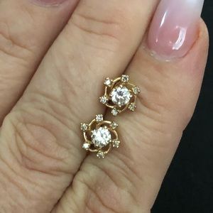 14kt yellow gold and diamond earrings